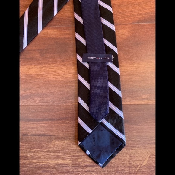 TOMMY HILFIGER Black Silk Striped Repp Tie - Picture 3 of 10